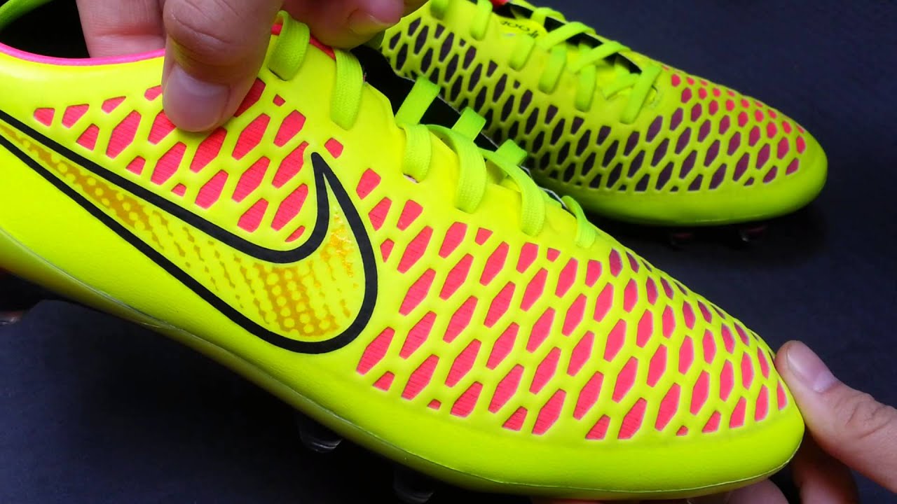 รีวิว Nike Magista Opus FG Volt/Hyper Pink Unboxing
