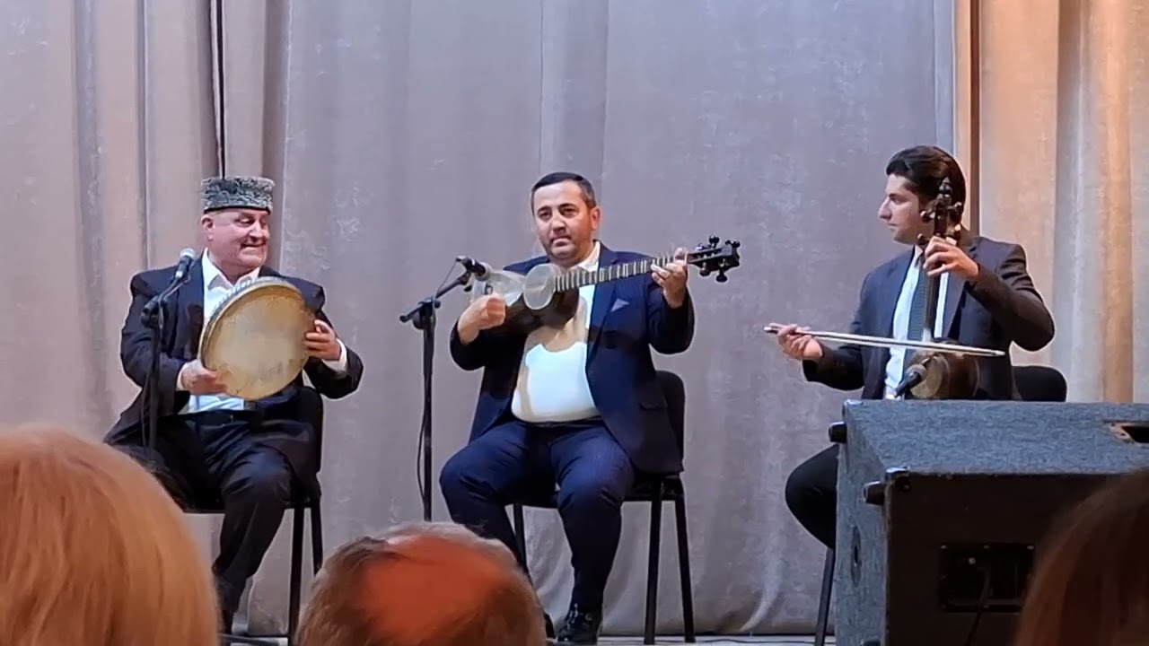 Aqil Məlikov - Şur _ Tarda Valeh Allahverdiyev, kamançada Elnur Salahov