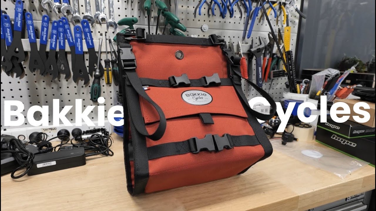 How to tow a Bike using the Bakkie Cycle Charging Rack︱Dutch Cargo Bike