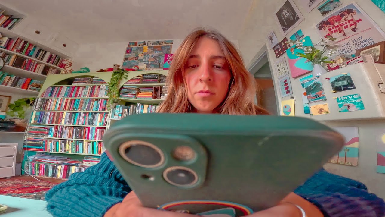 24h sem celular, a film by L&eacute;oni Lane