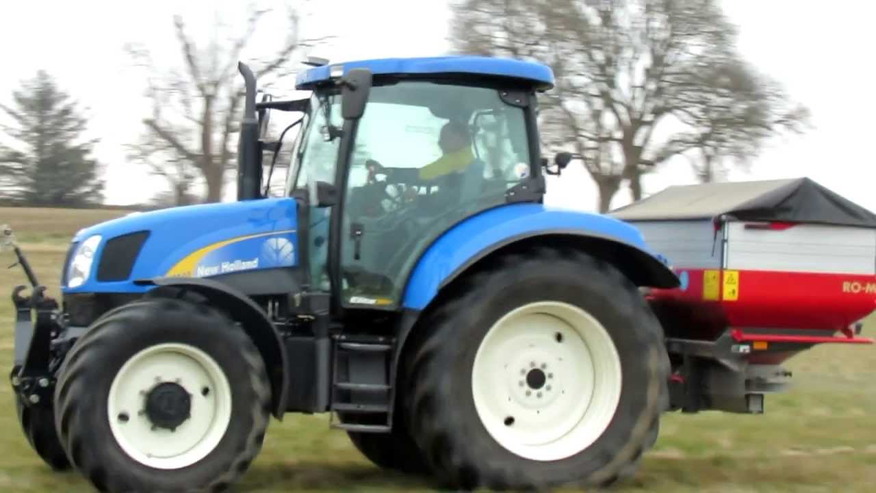 Spreading Fertilizer 2013