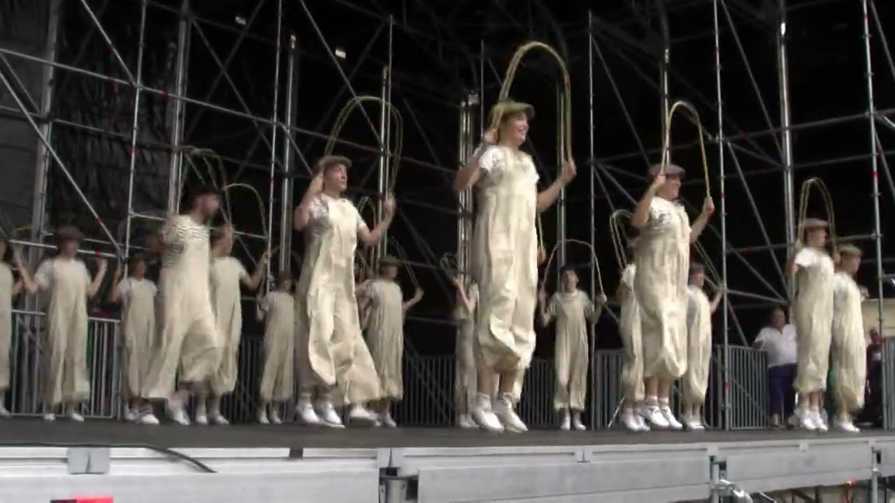 Gasteiz La Blanca 2022, Homenaje a la Ikurriña 2, Algara Dantza Taldea, Aste Nagusia, Danzas vascas