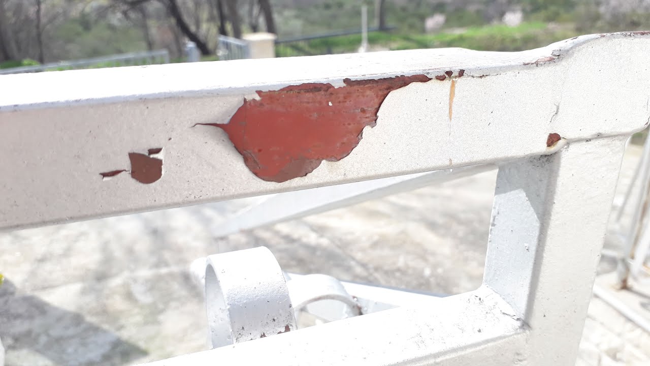 Kako obojati metalnu ogradu