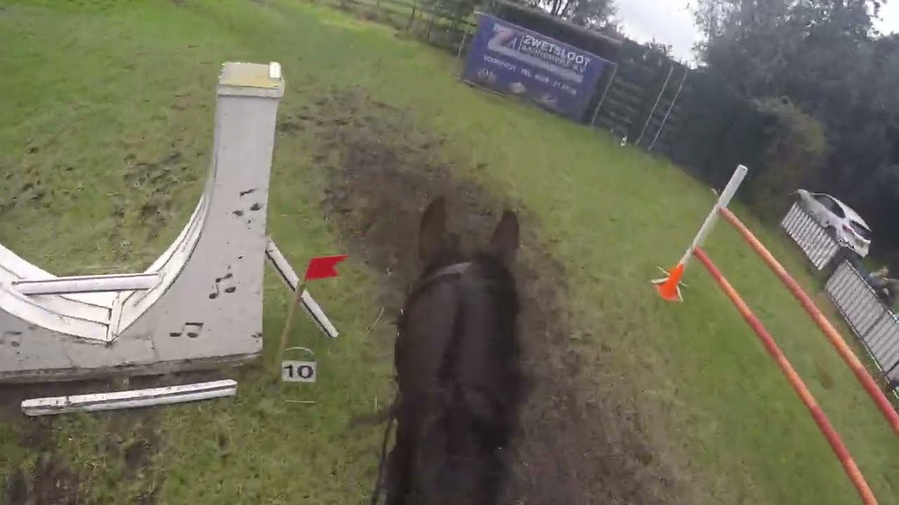 Oefencross Paarden laag Voorruiters 25-08-2024
