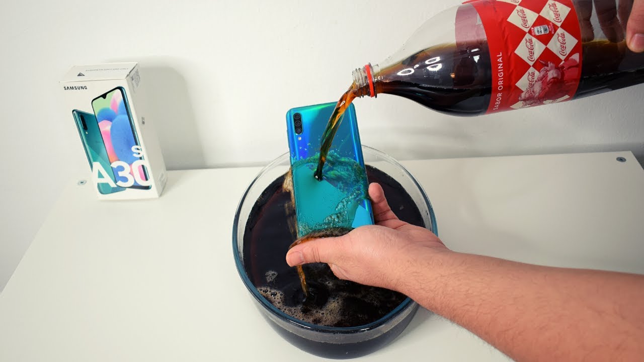 Samsung Galaxy A30s VS COCA COLA