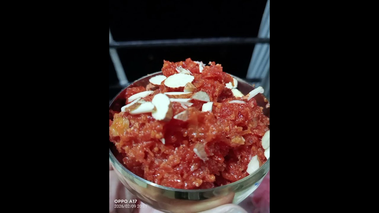 गाजर हलवा ५ मिनटात तयार होतो चवीलाही अप्रतिम असा#@namratas kitchen#