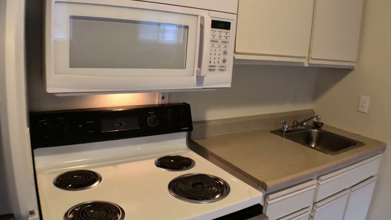Watergate Apartments - 304