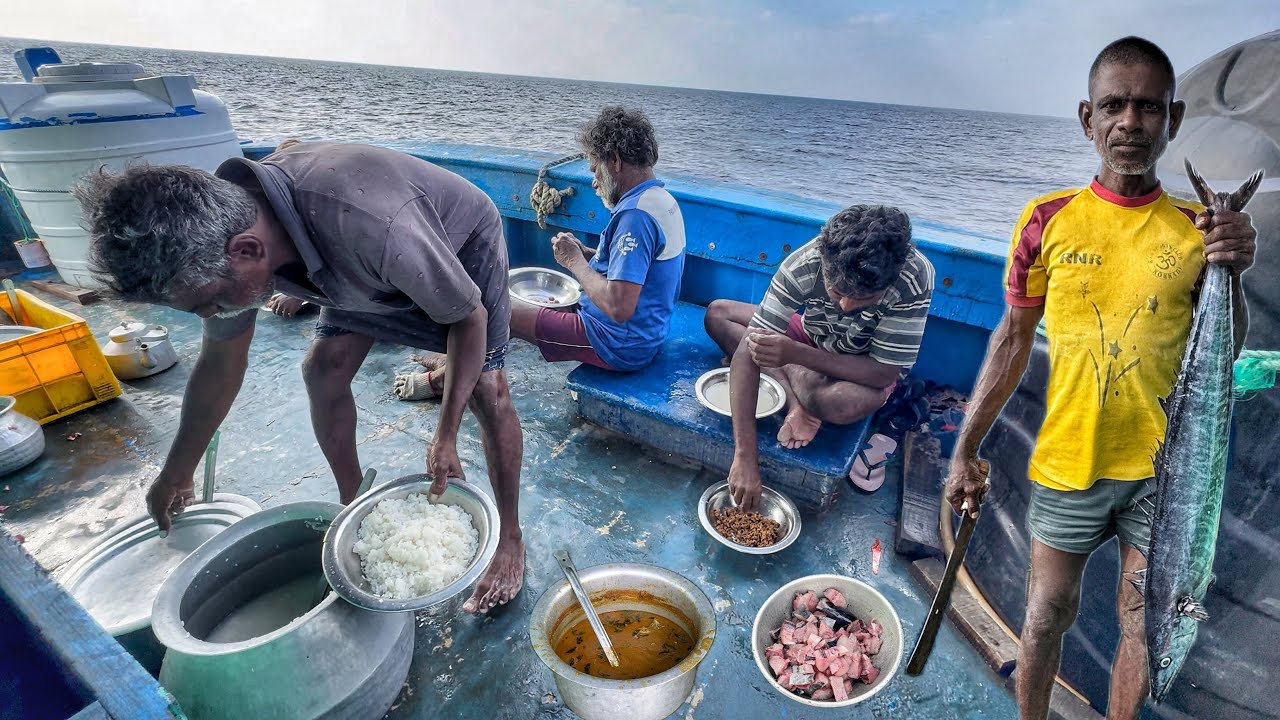 Amazing🤩 Our Fourth Day We Stay In The Deep Sea And Caught Lot Of Tuna Fishes | Day-04 | S06-EP04