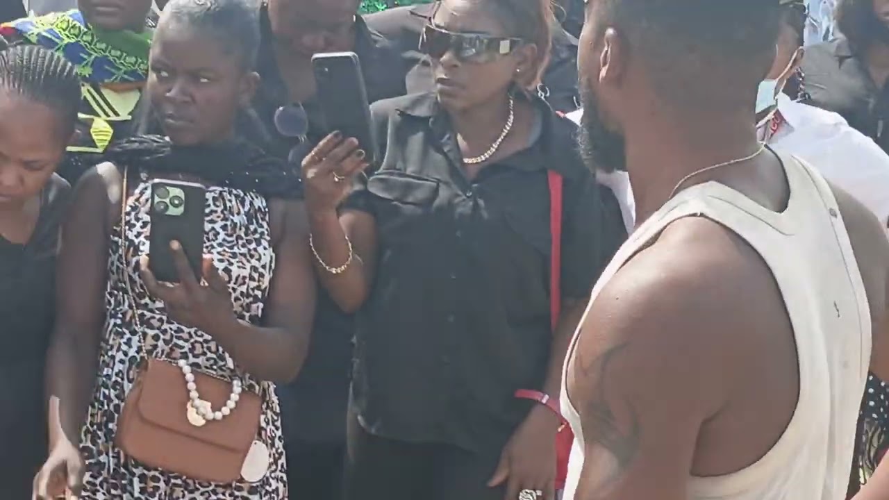 Suite inhumation de maman nicole kalombo
