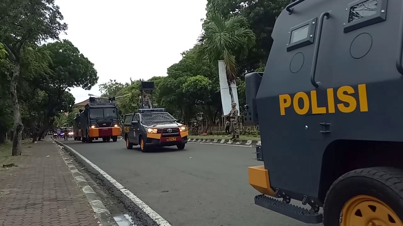 Defile Hut Bhayangkara ke 71 Polda Bali