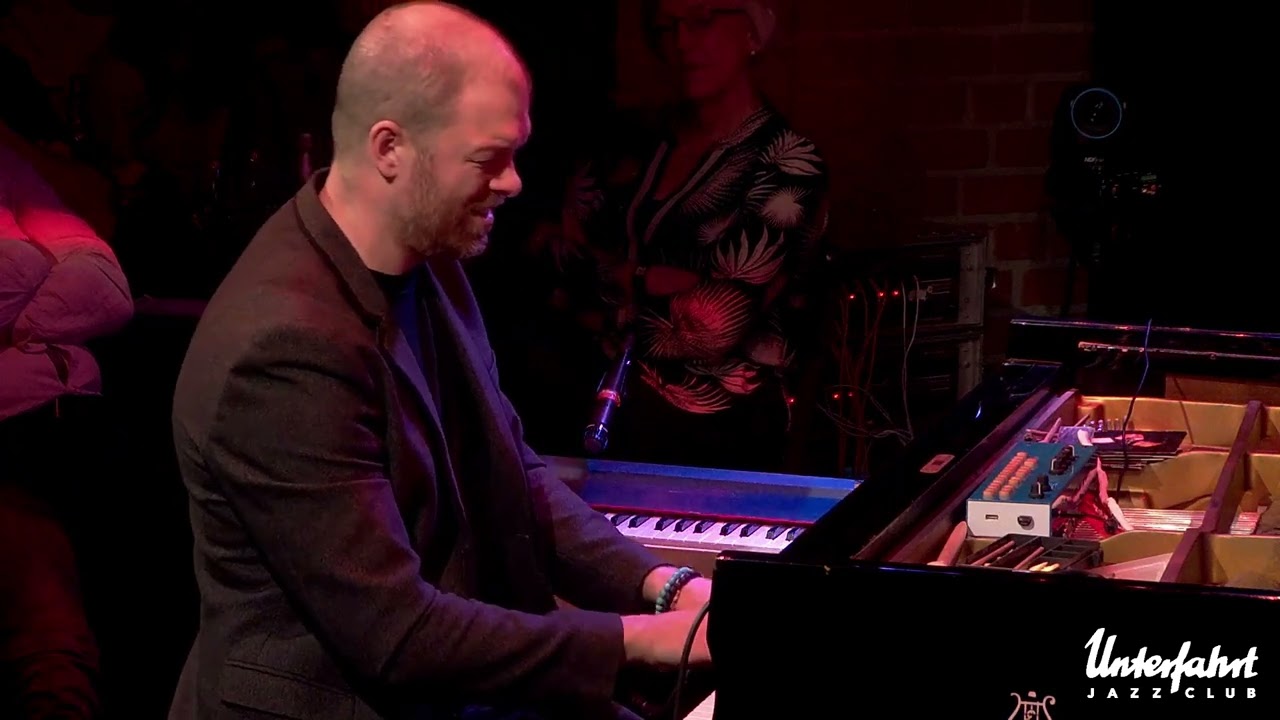 Colin Vallon Trio - Cendre (Live at Unterfahrt)
