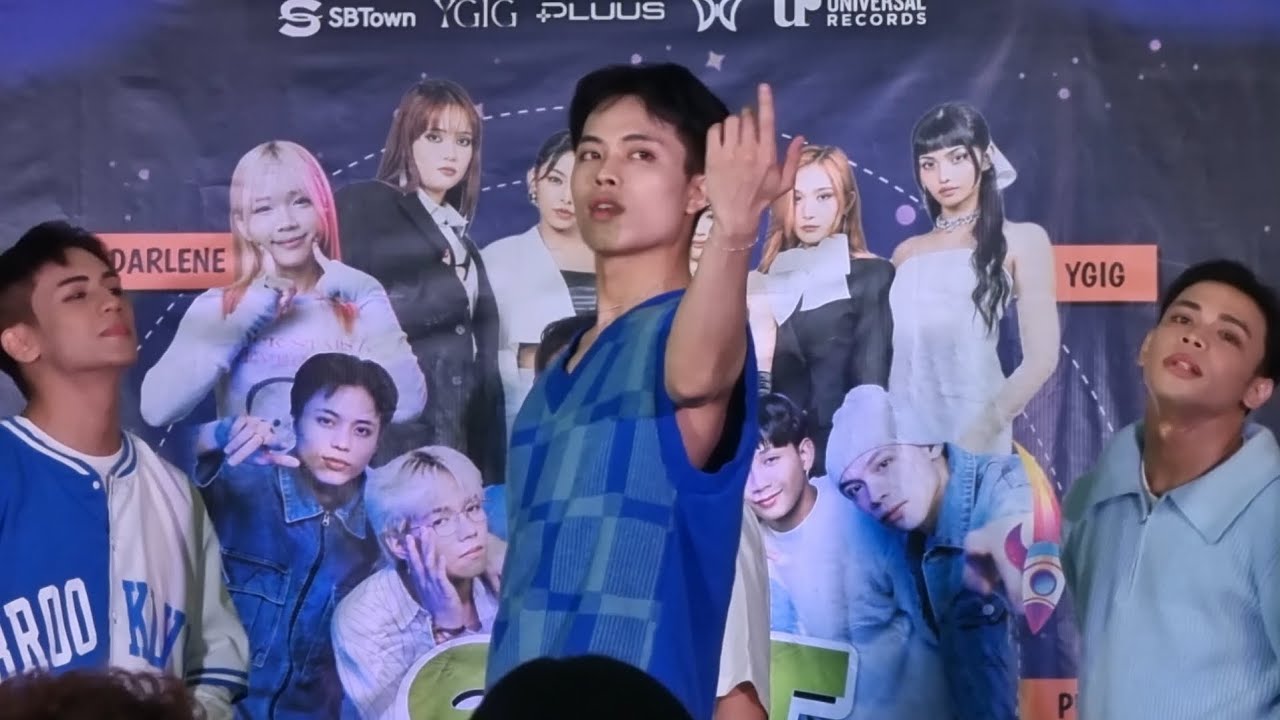 SHINING STAR - PLUUS Fancam - 240414 SBT OWN Universe Tour, Robinsons Dasmari&ntilde;as - Fan Boy Doll Arch