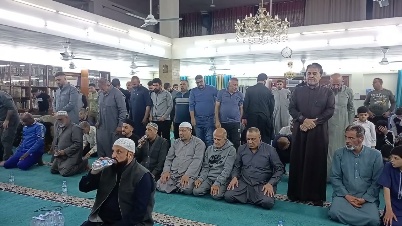 4رقم 18#3#2026 اخيرصلاة تراويح في شهر رمضان يوم 29جامع عرفات كان أمام الصلاةدكتور حيدر هادي العودة