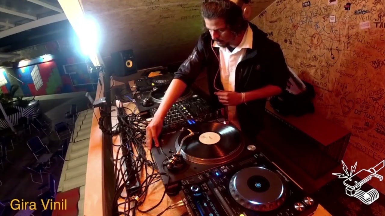 #014 • GIRAVINIL • NaManteiga Radio Vinyl Set • LoteSP (2022)