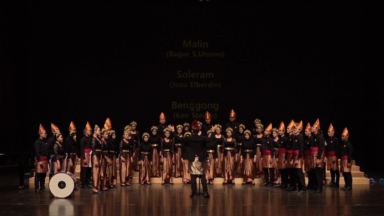 Competition Ethnic/ Diponegoro Engineering Student Choir (Indonesia)