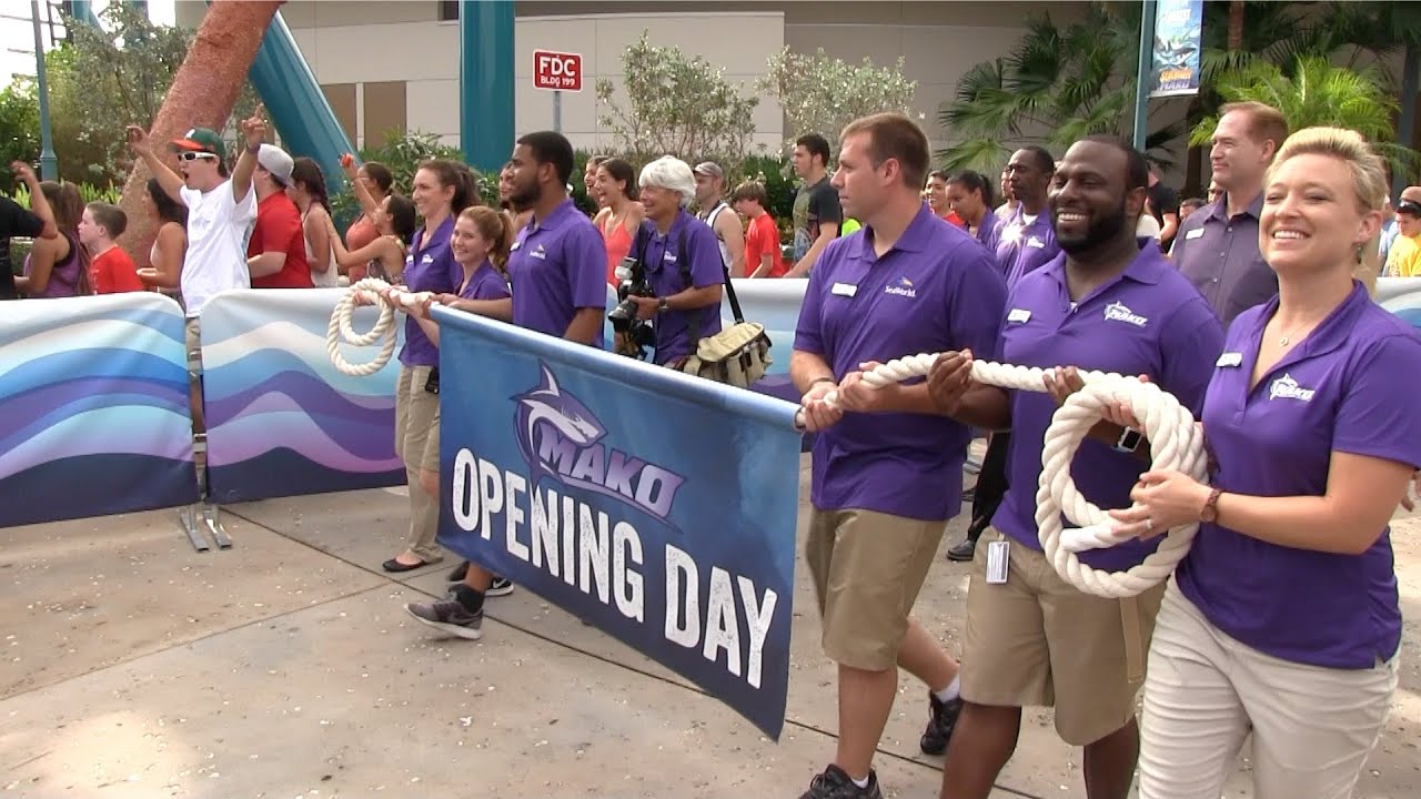 Mako opening moment and first riders at SeaWorld Orlando