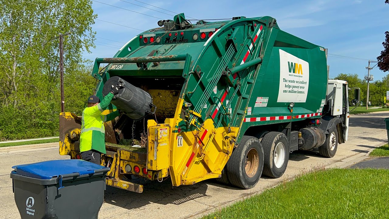 Waste Management Mack LE McNeilus Rear Loader Garbage Truck