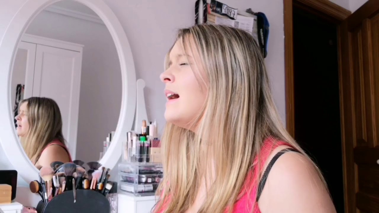 Imposible olvidar ~ Critika y Saik. Cover de Paula Marqués