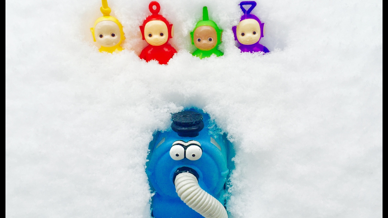 TELETUBBIES NOO NOO Toys Record Snow Day with PUPPY and Learning Colors!