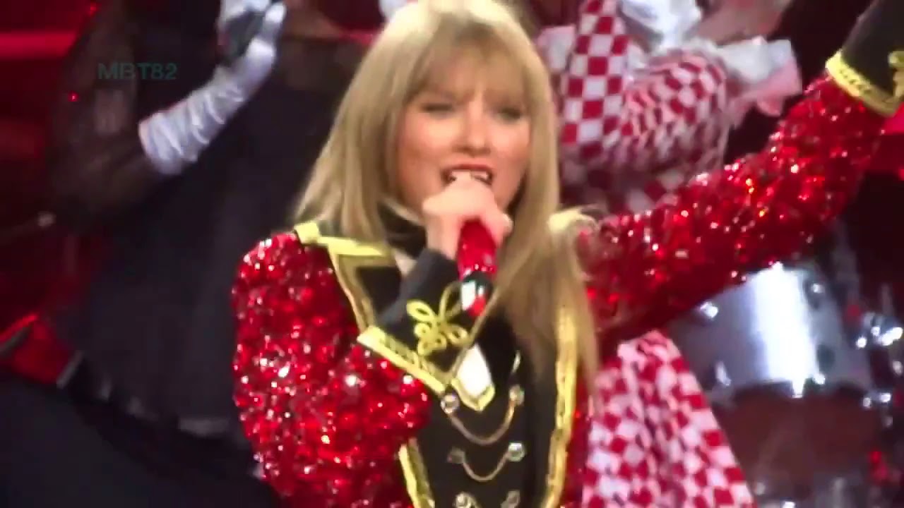 We Are Never Ever Getting Back Together - Taylor Swift - Red Tour - August 24, 2013