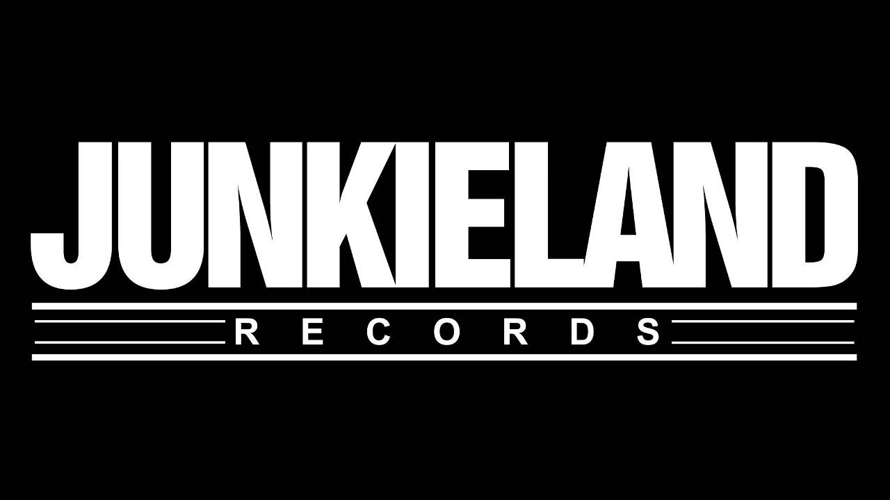 JUNKIELAND.- CUANDO NOS MIRAN LLEGAR  // KAPONE MRP & HARCE