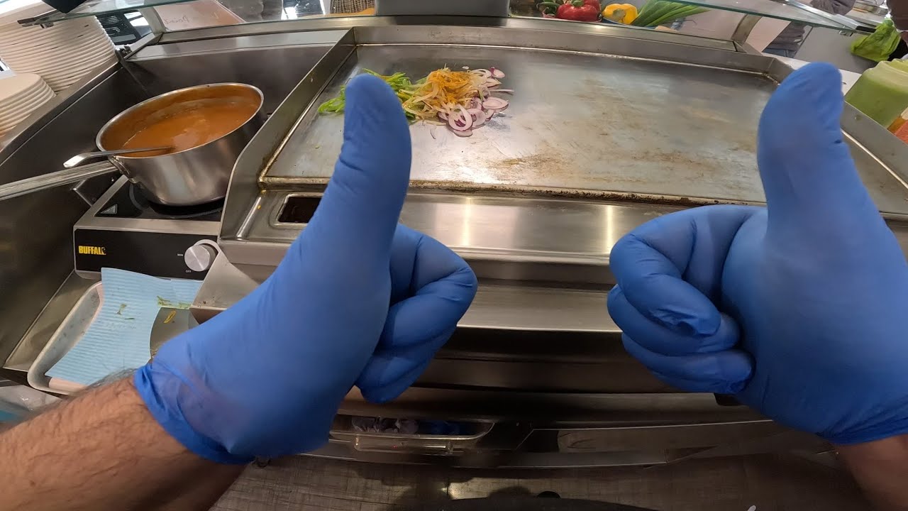 Noodle bar: POV cooking 👌😊👍