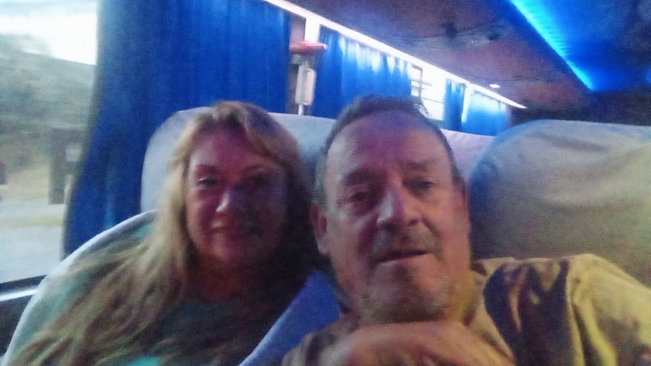 Paseando en Villarrica en familia la despedía en terminal