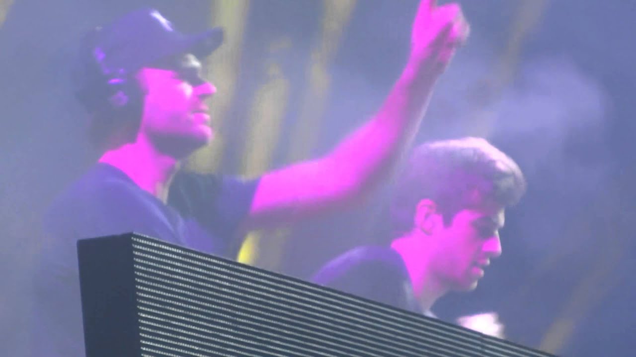 The Chainsmokers - You & Me/Under Control/Dechorro (Live @ Cintermex 2014)