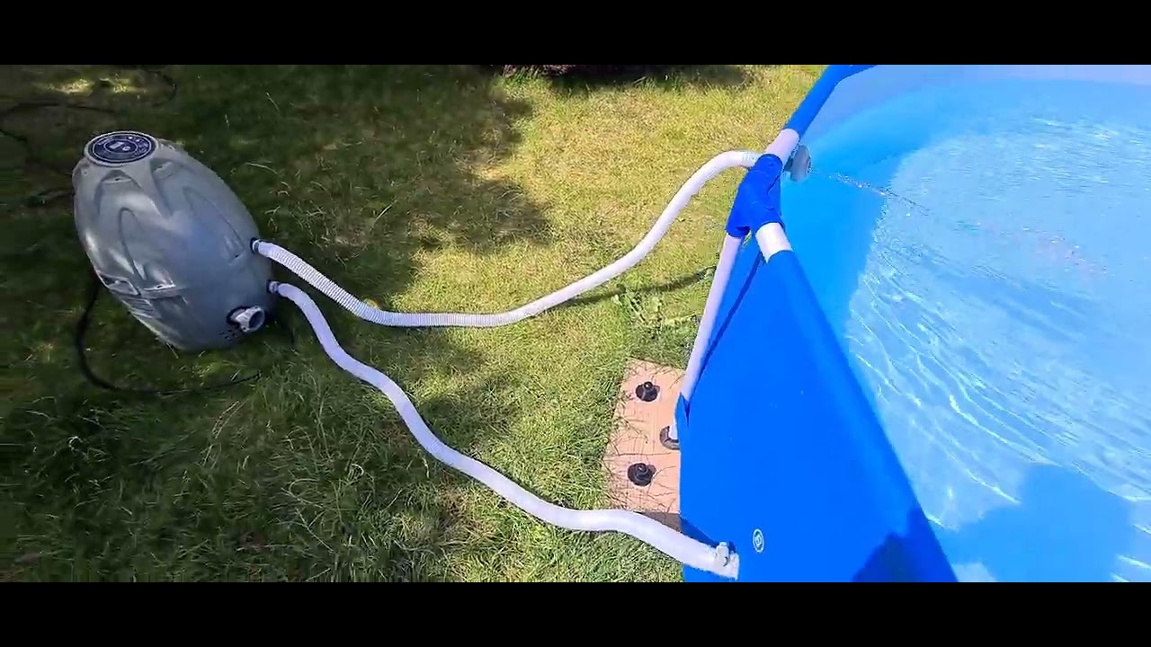 Bestway 10ft steel pool with laz e spa heater pump connected.
