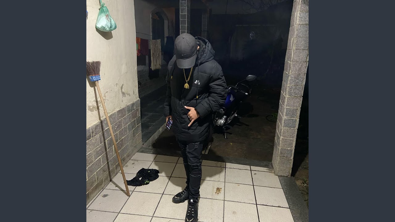 MTG MC ECKINHO SAI DE ÁREA NOBRE PRA SE AVENTURAR X FP DELAS E QUE EU SOU BOM E NOVO prod:DJ WK...