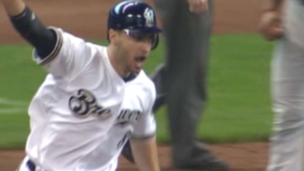 Ryan Braun's shot gives the Brewers the lead