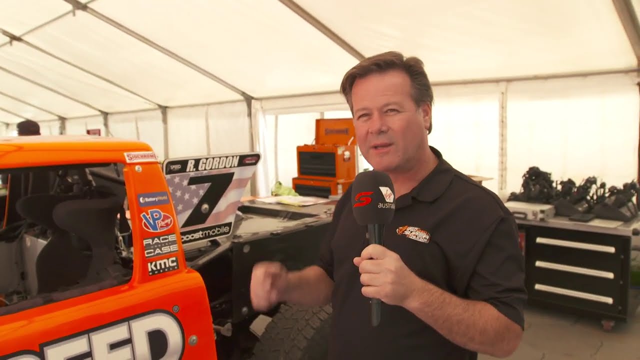 Прогулка по стадиону 2020 года: грузовики SUPER Trucks