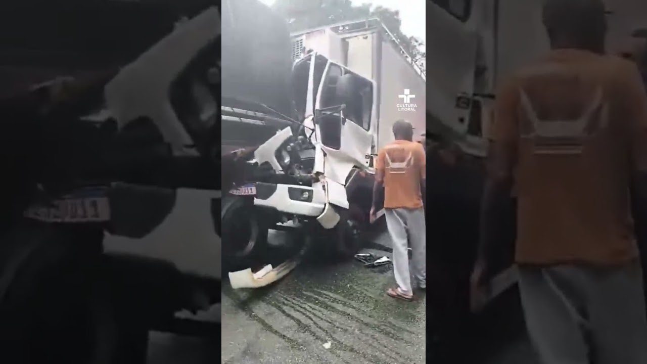 MOTORISTA FICA PRESO NAS FERRAGENS DO CAMINH&Atilde;O AP&Oacute;S COLIS&Atilde;O COM CARRETA | JCL