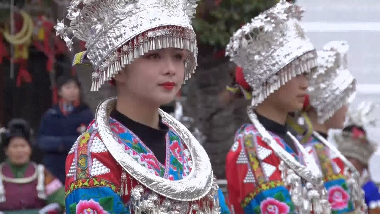Miao people in southwest China worship ancestor Chiyou, attract visitors