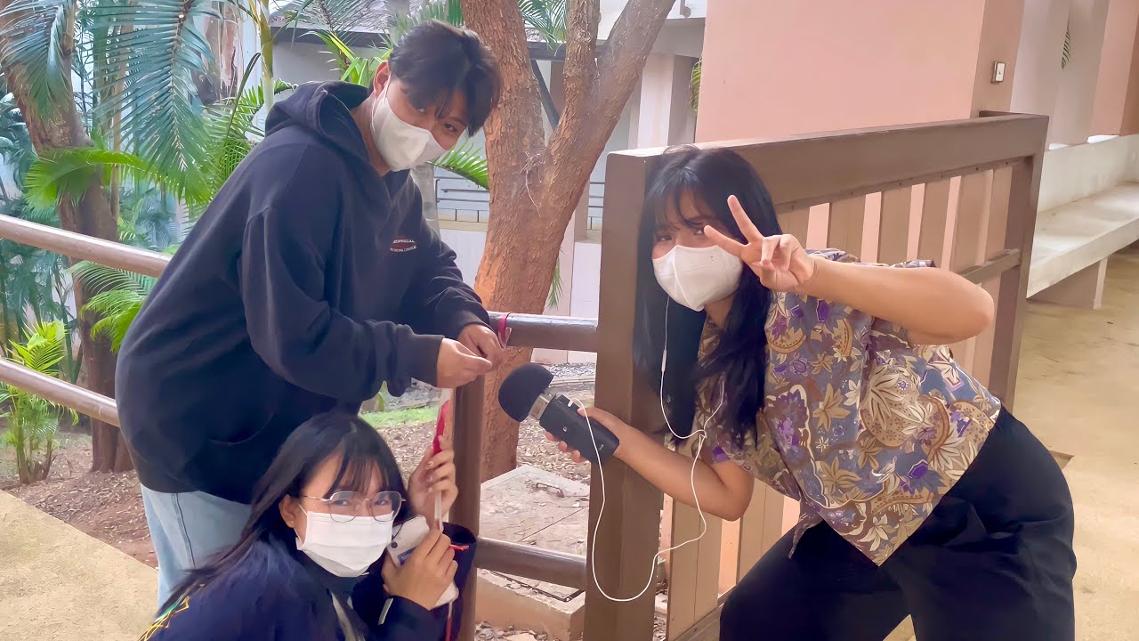 ASMR AT THE UNIVERSITY 🏫 (w/friends)
