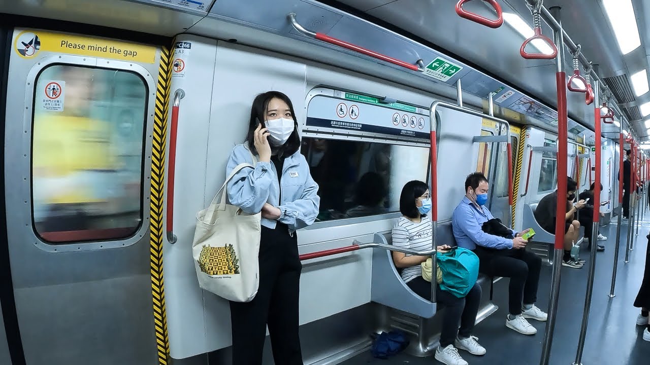 Hong Kong, MTR ride from Mong Kok to Sai Ying Pun