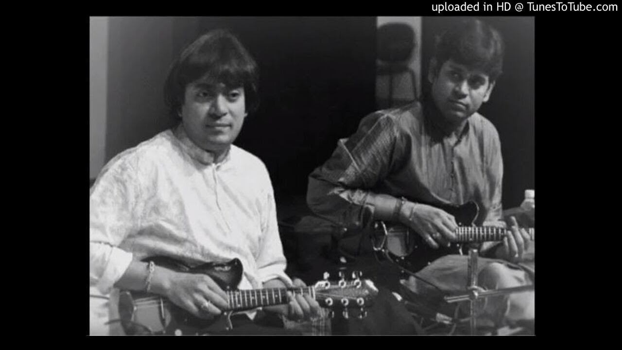 Mandolin U. Shrinivas & U. Rajesh - Bantu Reethi Kolu Viyyavayya Rama