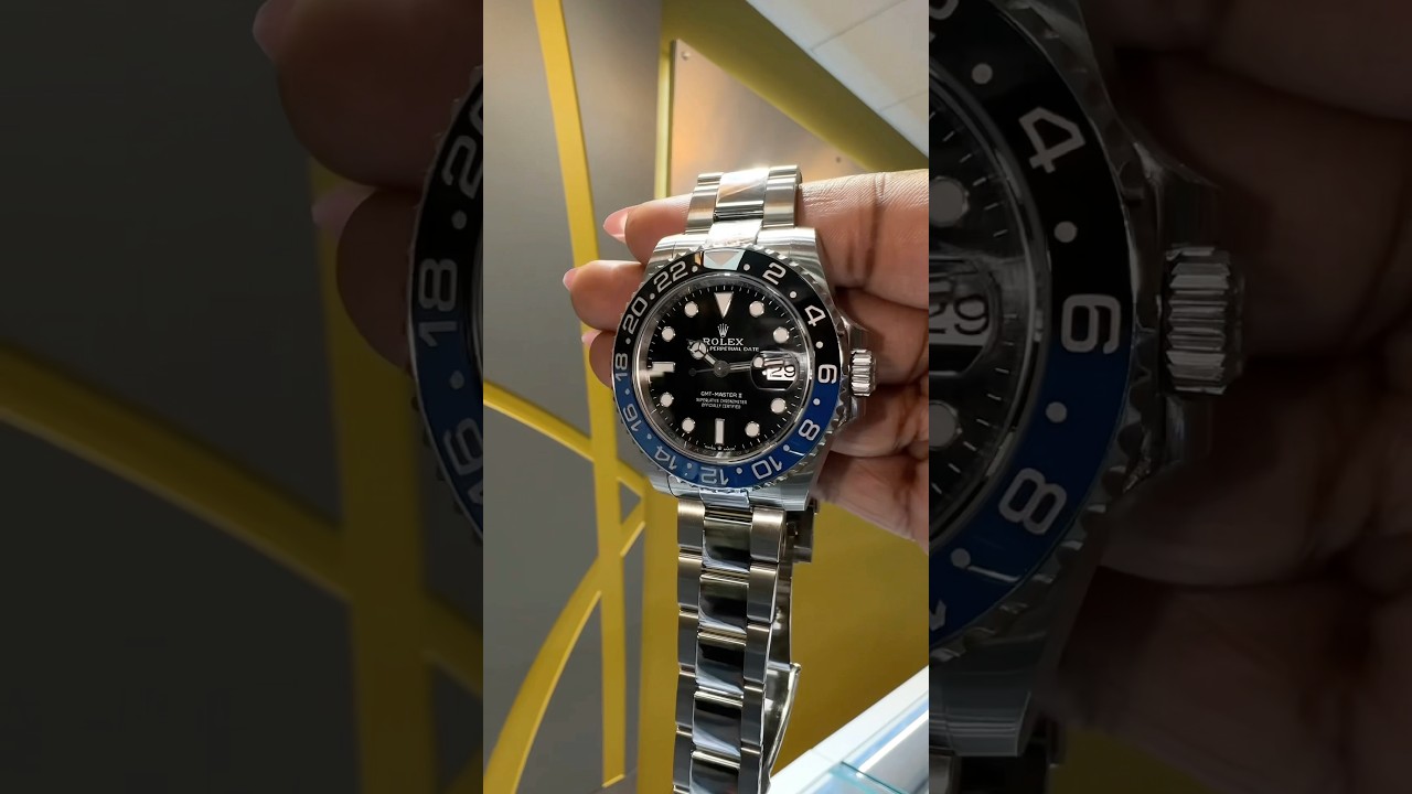 Black & Blue Beauty 💙🖤 Pre-Owned Rolex Submariner.⌚️ #rolexwatch #rolexworld #submariner
