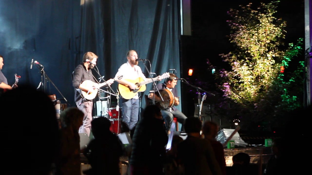 Dirt Poor - Rum Ragged - Live at Newfoundland Folk Festival