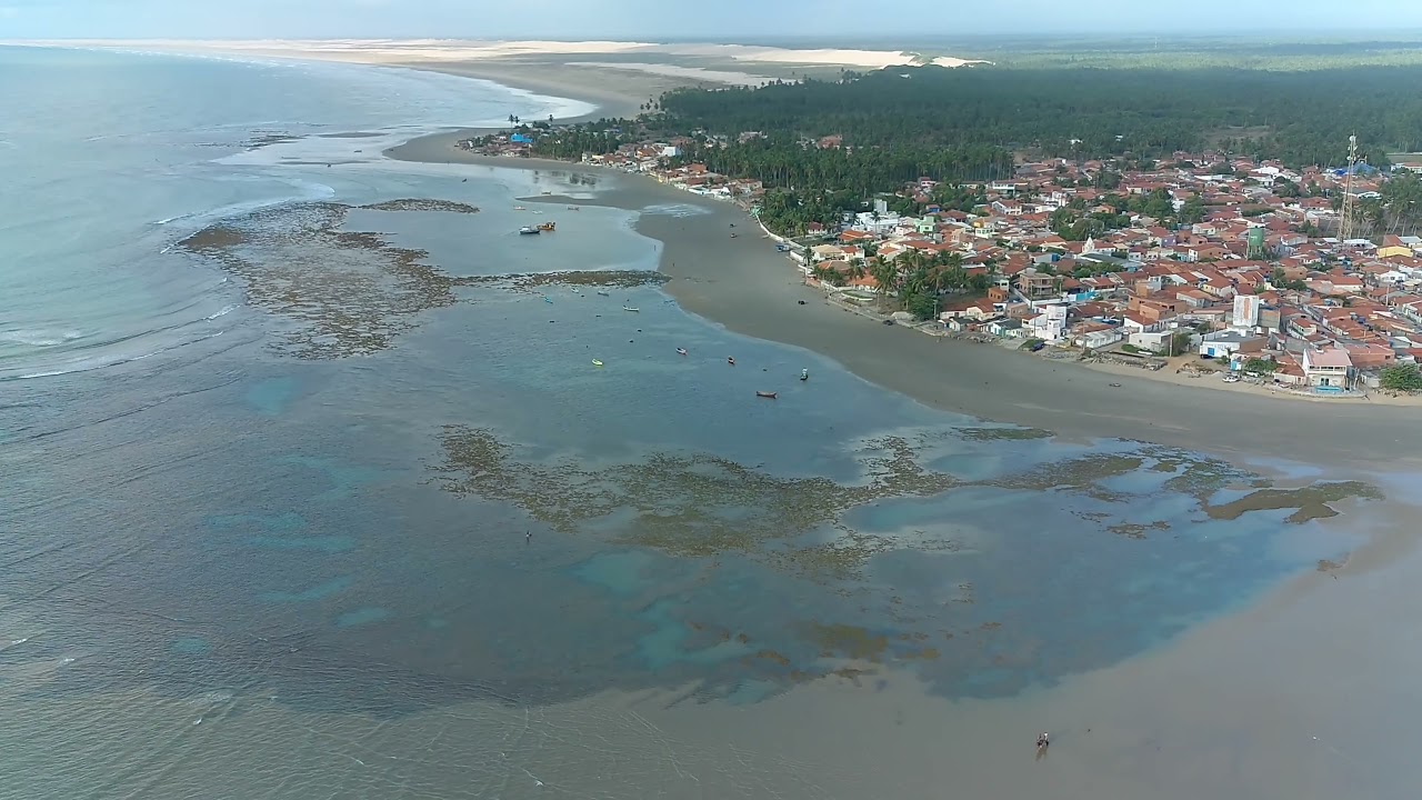 Pontal do peba AL(praia mais popular de Alagoas) próximo à foz do Rio São Francisco