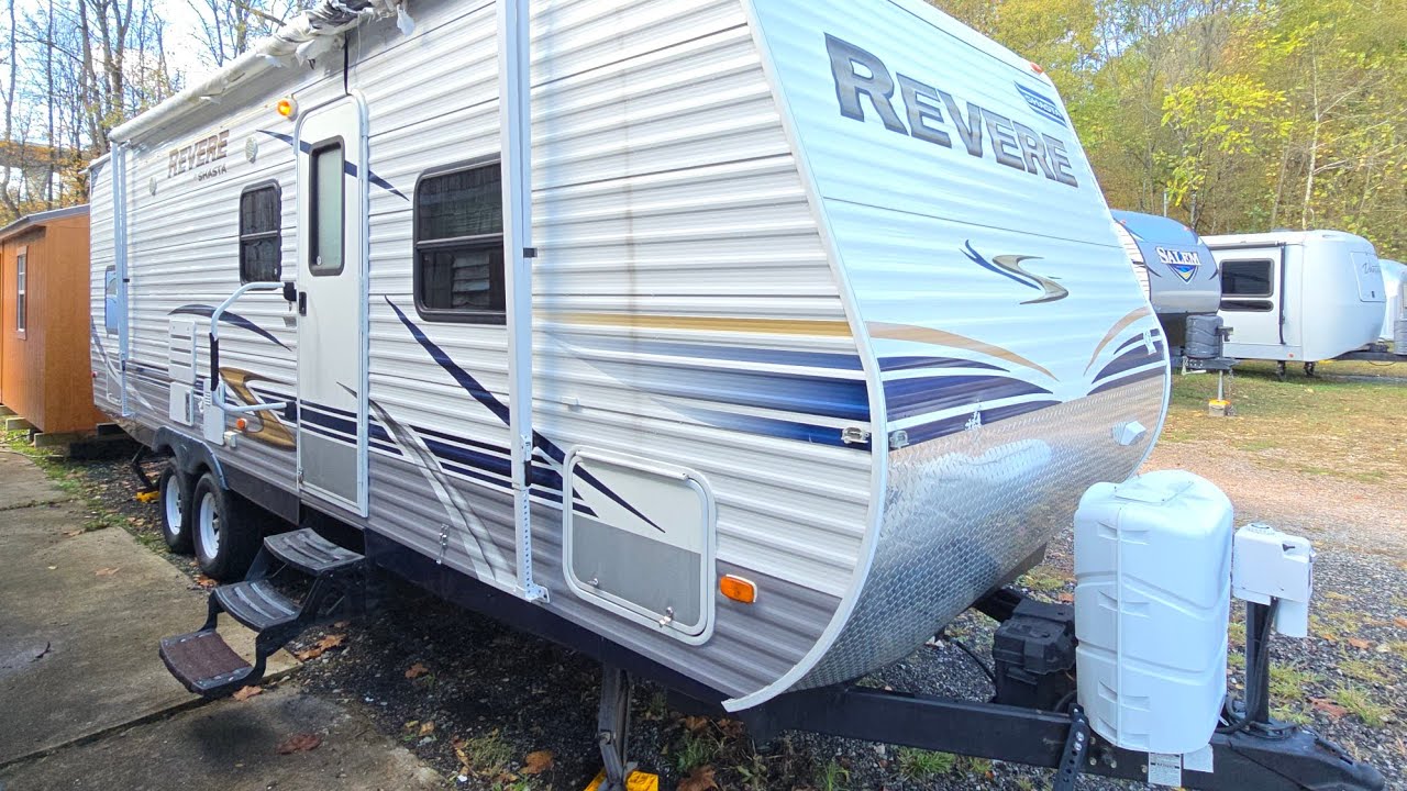 ПРОДАЕТСЯ - жилой прицеп Shasta Revere 26BHSS 2013 года выпуска - 3850 долларов США