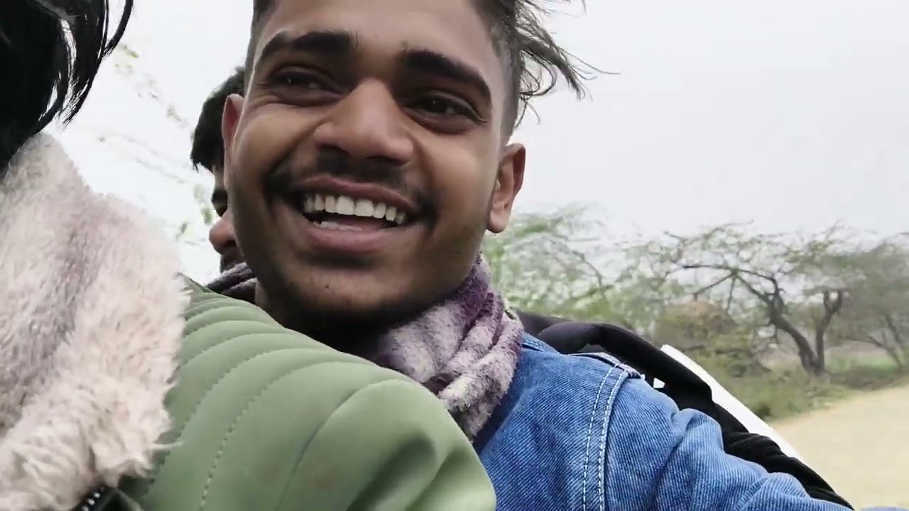Aaj Gaon Me Card Batne Ka Pehla Din Socha Nahi Tha Aisa Hoga l😲😲