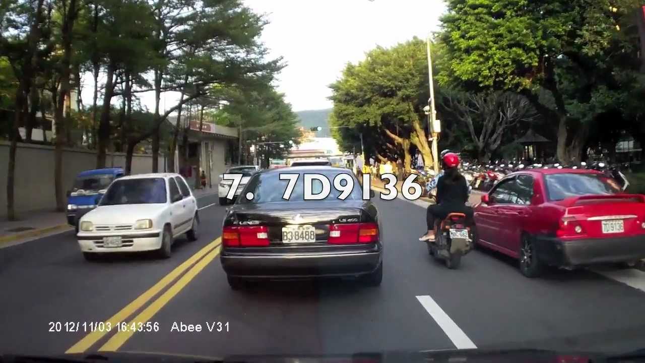 Stopping on red lines and blocking the road - why? (Taipei)