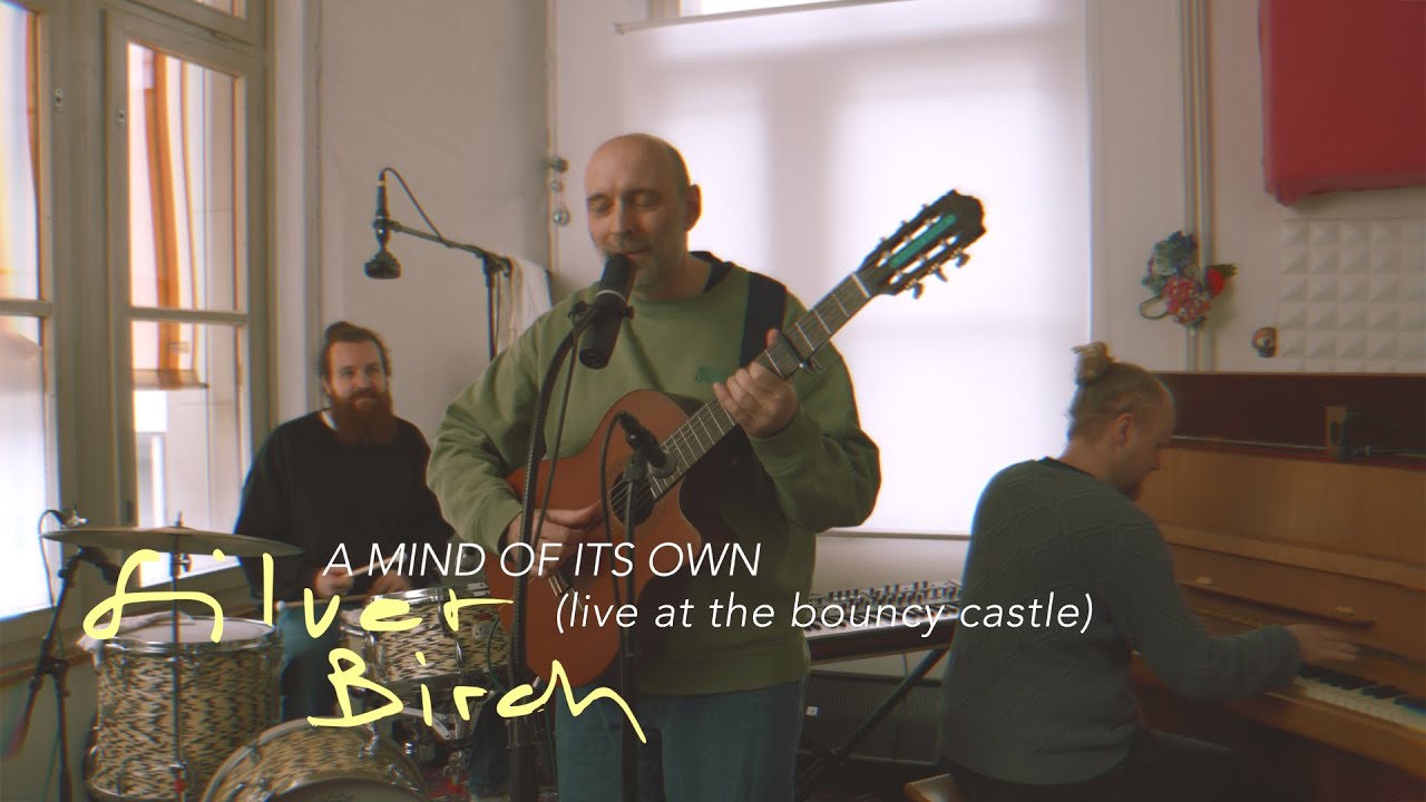 Silver Birch - A Mind On Its Own (Live at the Bouncy Castle)