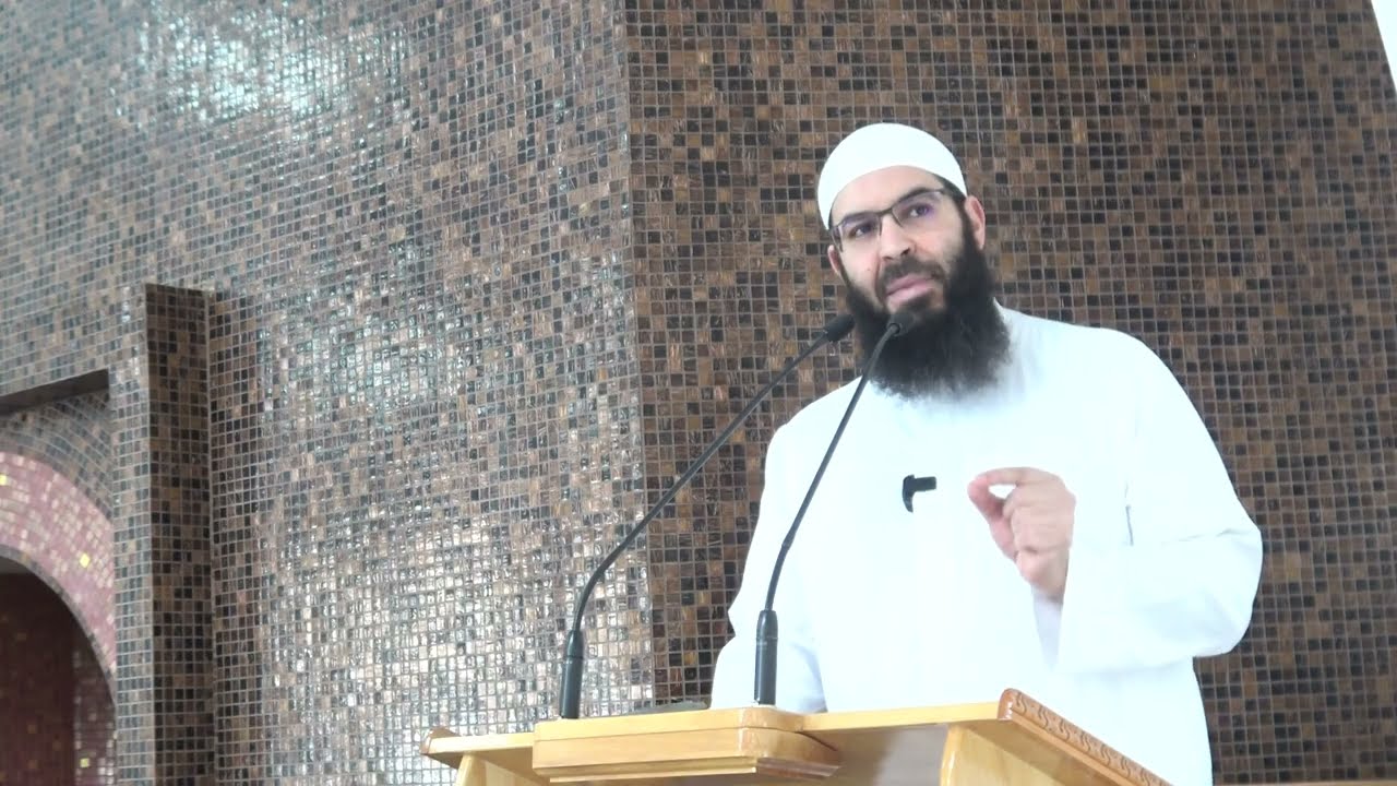 Eigenschaften der Gottesfürchtigen - صفات المتقين