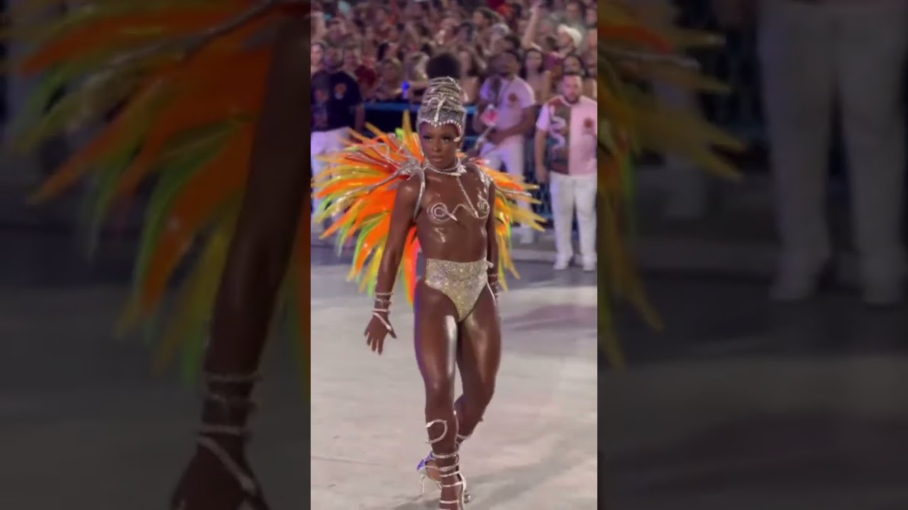 Carol macharethe - Musa da Viradouro Desfile 2024