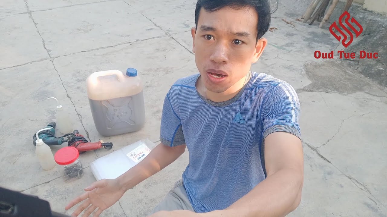 Inoculating to Agarwood tree by using microbiological medicine (Organic Inoculum).(English Subtitle)