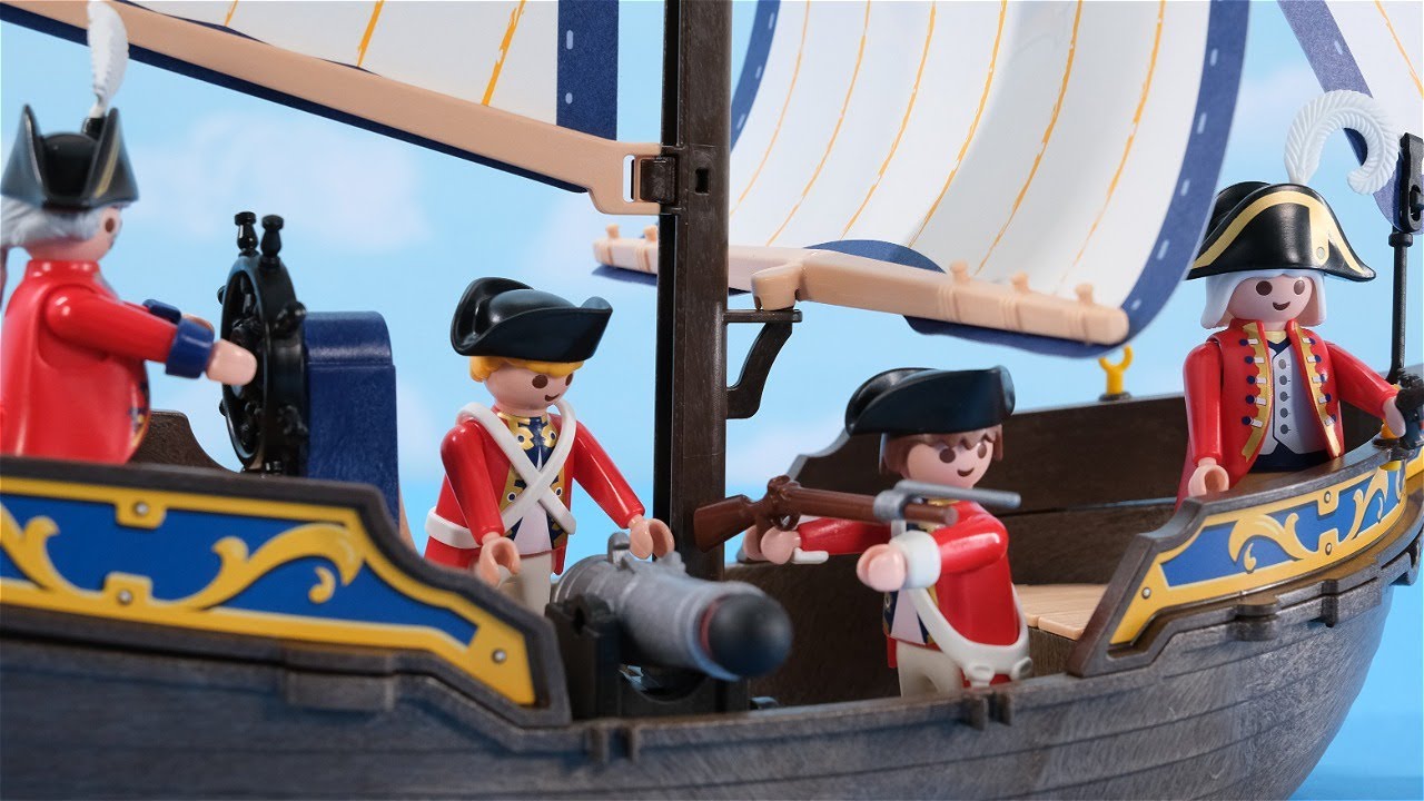 Playmobil Pirate and Redcoat Caravel Ship, Bastion and Pirate Raiders with extra Pirate Figures
