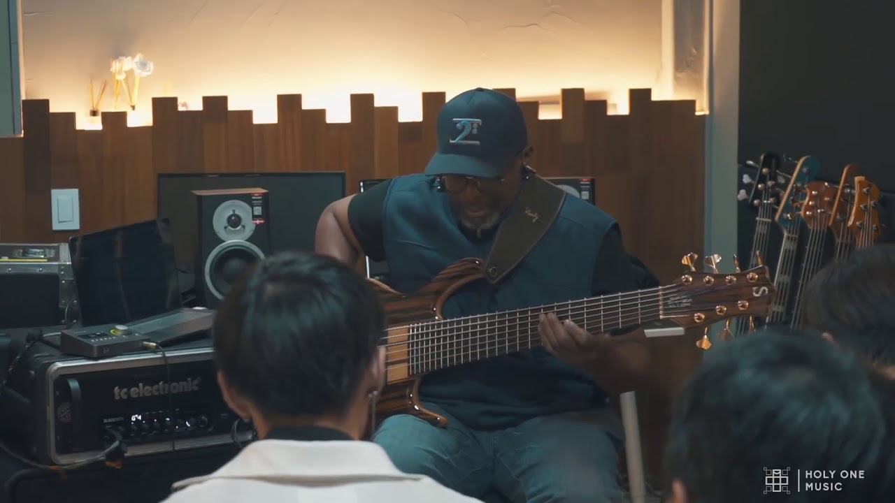 Melvin Lee Davis Bass Clinic Highlights HolyOne Music