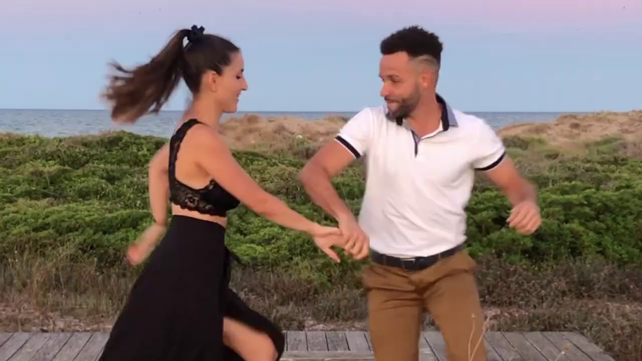 Anthony y Carla - Salsa Dance -  Leonis Torres - Me quedo contigo
